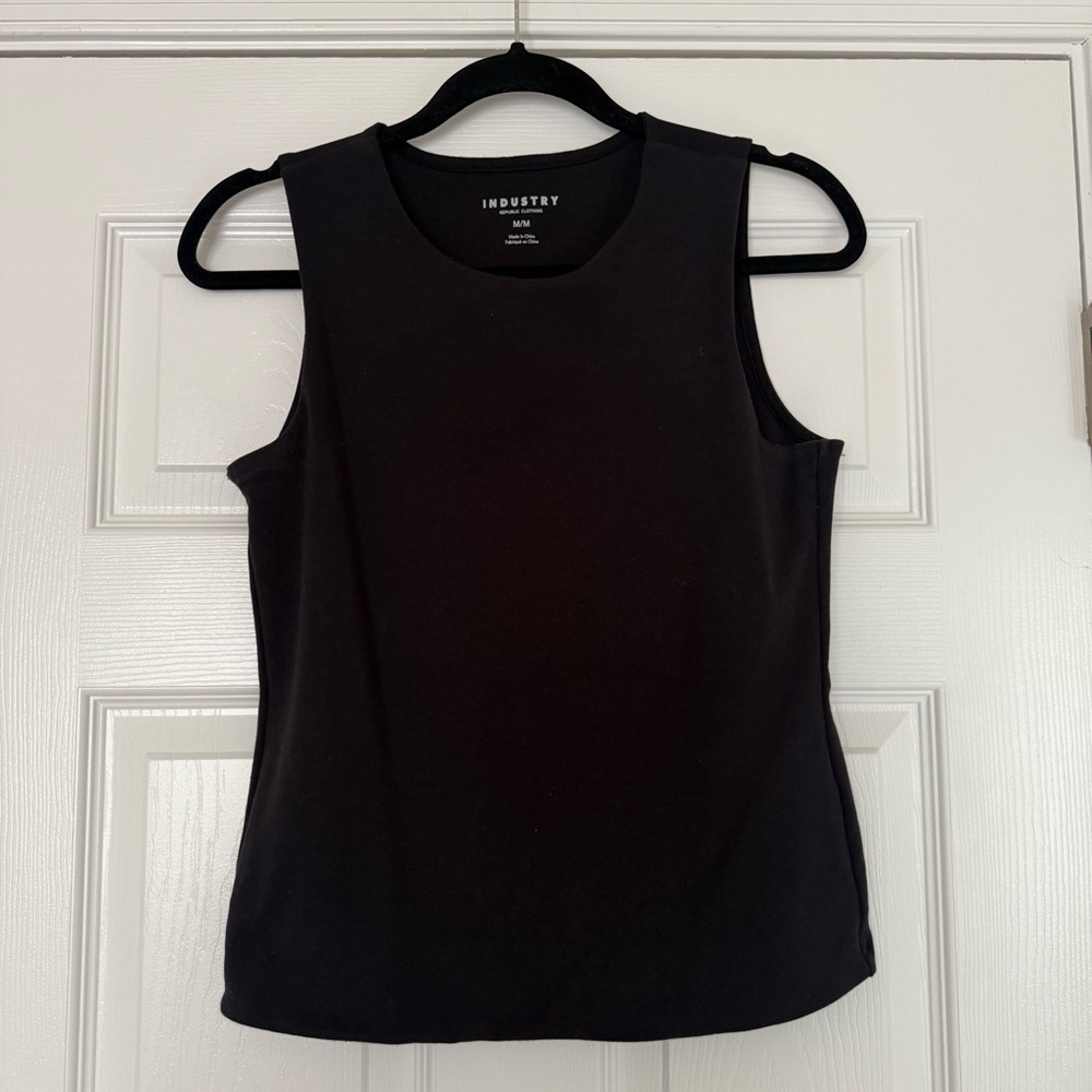 Industry Black Sleeveless Crewneck Tank Top